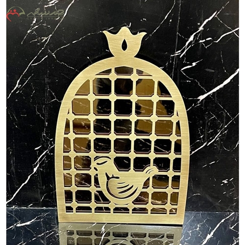 خرید، قیمت و مشخصات آینه دیواری برنزی زیبا و امروزی در طرح مرغ آمین، نشسته طلایی رنگ زیر قیمت | چترزندگی