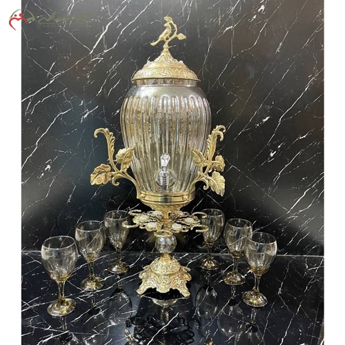 خرید، قیمت و مشخصات شربت خوری کریستالی امروزی و شیک طرح خمره ای با گیلاس خوری های کریستالی اصل زیر قیمت | چترزندگی