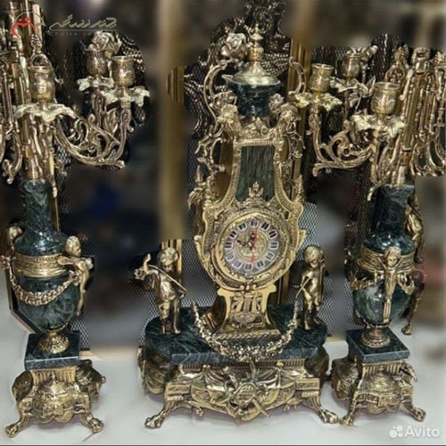 خرید، قیمت و مشخصات ست ساعت و شمعدان سلطنتی پایه دار همراه با سنگ یشمی رنگ - چترزندگی