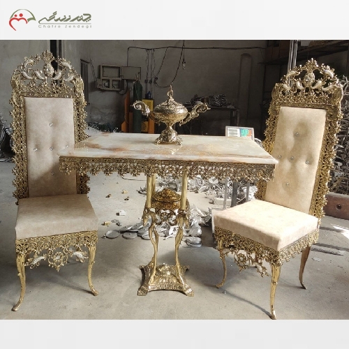 خرید، قیمت و مشخصات میز ناهار خوری 2 نفره بدنه تمام برنزی و رویه سنگ مرمر پایه اسبی رنگ ثابت و شیک - چترزندگی