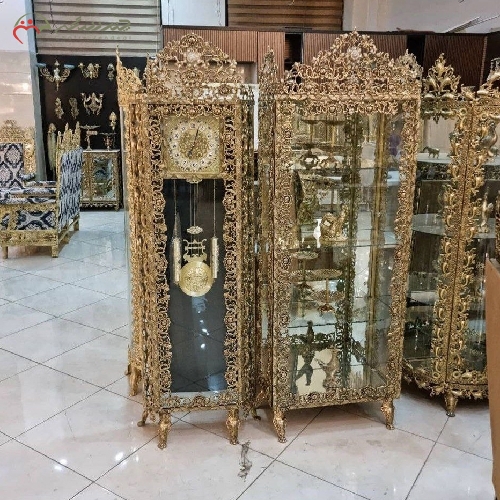 خرید، قیمت و مشخصات بوفه سه طبقه و ساعت ایستاده برنزی طرح گل سرخ بدنه رنگ ثابت و ضمانت یک ساله - چترزندگی