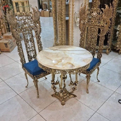 خرید، قیمت و مشخصات میز ناهار خوری 2 نفره برنزی طرح طاووس و رویه سنگ مرمر با ضمانت رنگ و دوام بدنه - چترزندگی