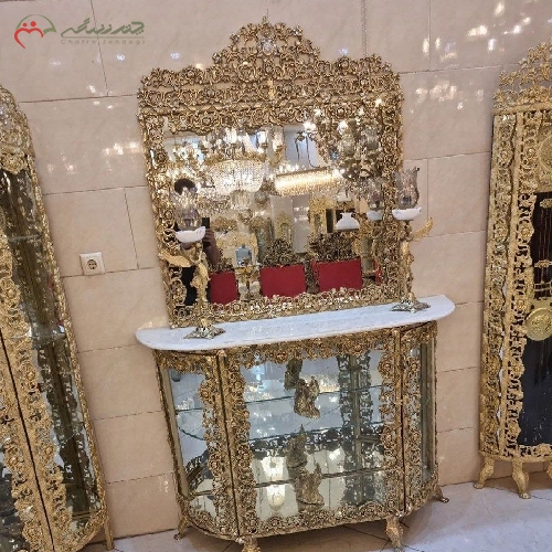 خرید، قیمت و مشخصات آینه کنسول ویترین دار برنجی مدل گل سرخ بدنه شیک و گارانتی رنگ 10 ساله - چترزندگی
