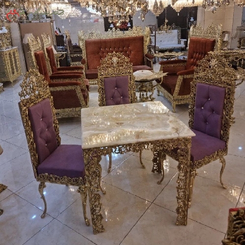 خرید، قیمت و مشخصات میز ناهار خوری 4 نفره برنزی مدل گل سرخ بدنه رنگ ثابت و با دوام دارای رنگ بندی پارچه - چترزندگی