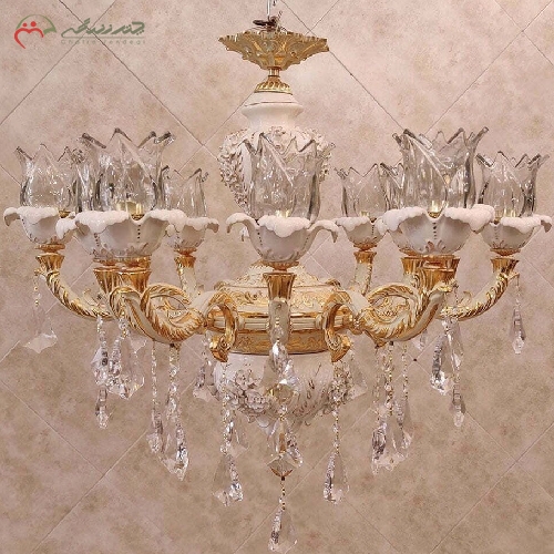 خرید، قیمت و مشخصات لوستر برنزی 12 شعله ی کرم، طرح کاپرین و بدنه ی برنزی و سرامیکی با گارانتی ثبات رنگ بدنه - چترزندگی