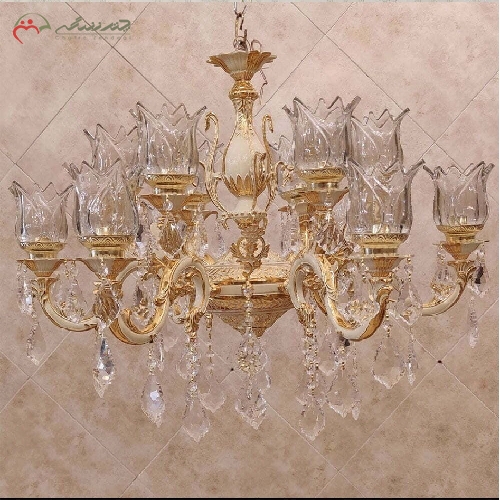 خرید، قیمت و مشخصات لوستر برنزی طرح ایتالیا 12 شعله، رنگ کرم و طلایی در بدنه و سرشاخه های طرح گل رز - چترزندگی
