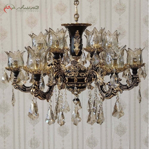 خرید، قیمت و مشخصات لوستر برنزی 12 شعله طرح نیلوفر به رنگ مشکی و طلایی استاتیک و بدنه ی ظریف کاری شده - چترزندگی