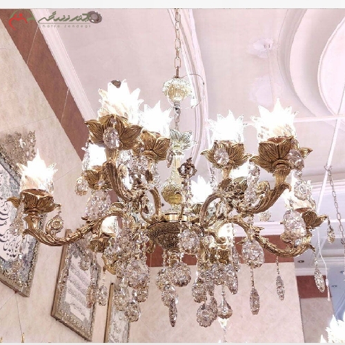 خرید، قیمت و مشخصات لوستر 12 شعله طرح مرسانا، بدنه ی تمام برنزی پر کار با رنگ فورتیک درجه یک و گارانتی محصول - چترزندگی