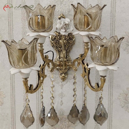 خرید، قیمت و مشخصات لوستر دیواری چهار شعله، بدنه ی برنزی سرامیکی با رنگ فورتیک و سر شاخه های کریستالی  - چترزندگی