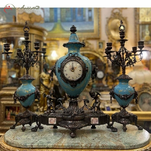 خرید، قیمت و مشخصات ست ساعت رومیزی و شمعدان برنزی طرح آناهیتا با سنگ فیروزه ای و رنگ آنتیک با ضمانت کد 484 - چترزندگی