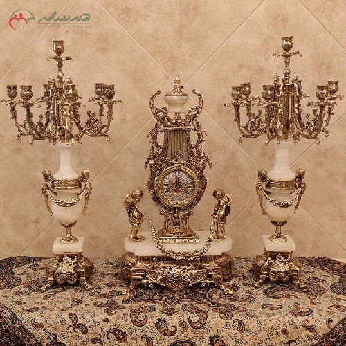 خرید، قیمت و مشخصات ست ساعت و شمعدان طلایی طرح خروسی، کار شده با سنگ سفید و ظریف کاری شده کد 401 - چترزندگی