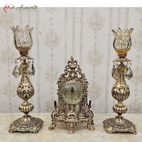 خرید، قیمت و مشخصات ست ساعت و شمعدان برنزی، طراحی ظریف و مدرن با رنگ آنتیک چند لایه، پر فروش با ضمانت کد 428 - چترزندگی