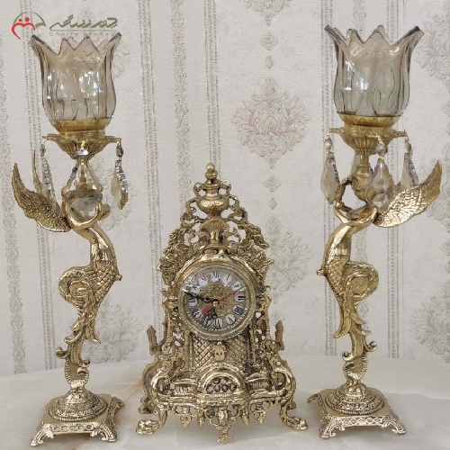 خرید، قیمت و مشخصات ست ساعت و شمعدان رومیزی طرح فرشته با بدنه ی تمام برنزی پر کار و رنگ فورتیک درجه یک کد 424 - چترزندگی