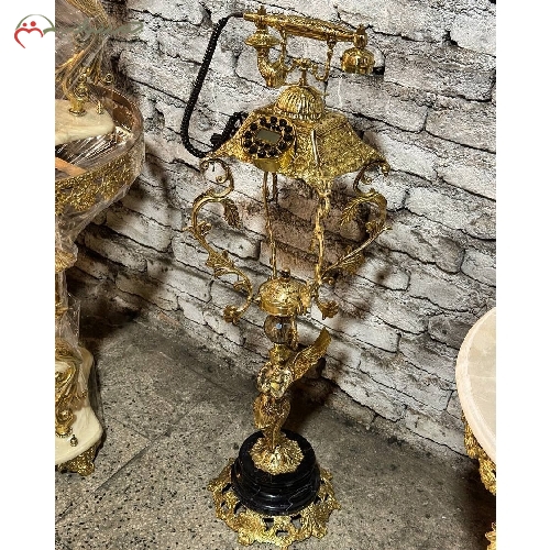 خرید، قیمت و مشخصات تلفن ایستاده برنزی طرح ملکه با پایه ی سنگی و ارتفاع یک متر، طراحی شیک و کاربردی با ضمانت - چترزندگی