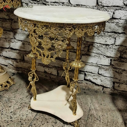 خرید، قیمت و مشخصات میز سه پایه ی طرح بانو رویه سنگ مرمر و پایه های با دوام بدون لقی و رنگ ثابت بدنه با ضمانت - چترزندگی