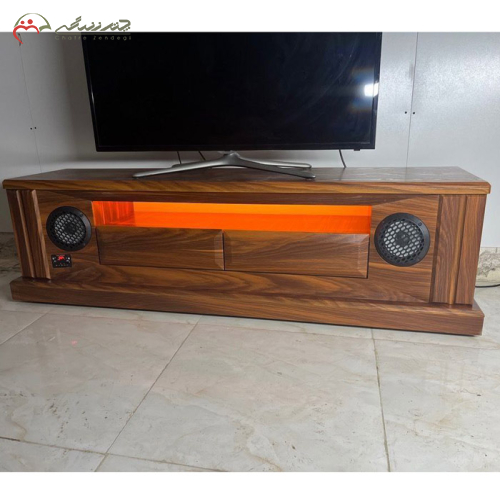 میز تلویزیون چوبی دارای اسپیکر و دو درب
