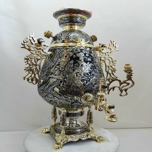 خرید آنلاین، سماور 8 لیتری برنجی زغالی با قلم زنی سیاه باظرافت مدل جام، نقش شکارگاه، اسلیمی و گل مرغ، زیر قیمت بازار | چترزندگی