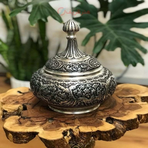 خرید آنلاین، گزخوری 31 سانتی، با قلم زنی طرح گل و مرغ و خطوط اسلیمی جنس مس، با قیمت مناسب | چترزندگی