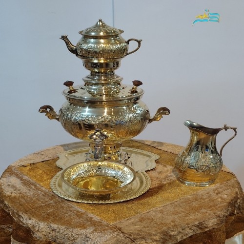 خرید آنلاین، سماور ذغالی ۶ لیتری قلم زنی توپی طلایی بدون تغییر رنگ در طول زمان با ورق ضخیم برنجی، با قیمت مناسب | چترزندگی