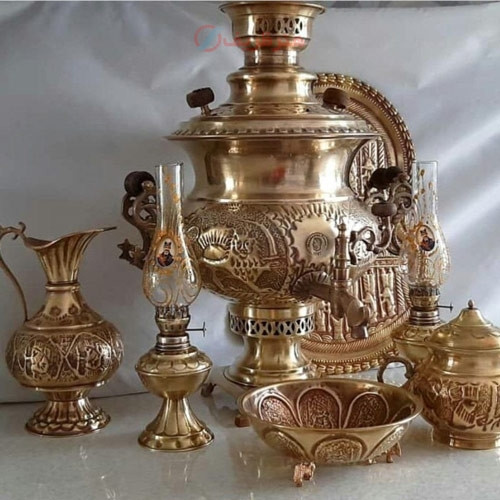 خرید آنلاین، ست 7 پارچه سماور ذغالی برنجی 7 لیتری، باقلم زنی دست طرح شیر و شمشیر، کیفیت اعلاء، زیر قیمت بازار | چترزندگی