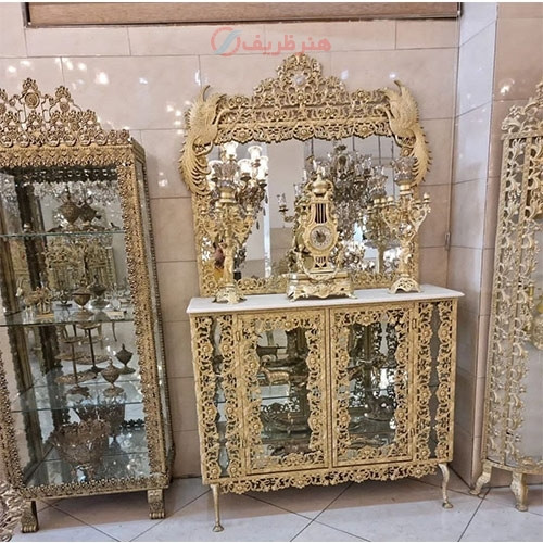 خرید،  قیمت و مشخصات آیینه کنسول گل سرخ با ساعت بزرگ و شمعدان، بسیار شیک و ماندگار زیر قیمت بازار، کیفیت عالی _ هنرظر