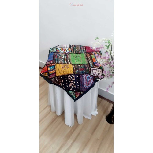 خرید آنلاین، رومیزی کتان مربع سوزن دوزی و آینه کاری B-17 دوختی تمیز و با کیفیت بالا، زیبا و خاص، با قیمت مناسب | چترزندگی