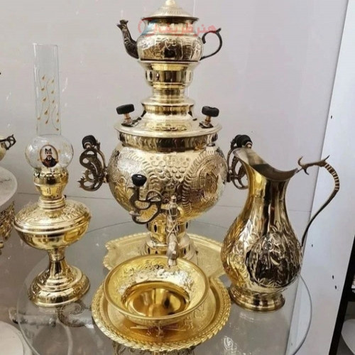 خرید آنلاین، سرویس براق سماور 6 لیتری ذغالی برنجی، دسته ماهی با قلم زنی اعلاء دست، رنگ طلایی، زیر قیمت بازار | چترزندگی