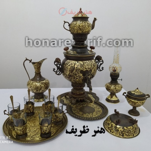 خرید آنلاین، سرویس فوق زیبای سماور 6 لیتری زغالی برنجی، دکوری طرح سیمرغ 14 تکه، قلم زنی شکیل، زیر قیمت بازار | چترزندگی