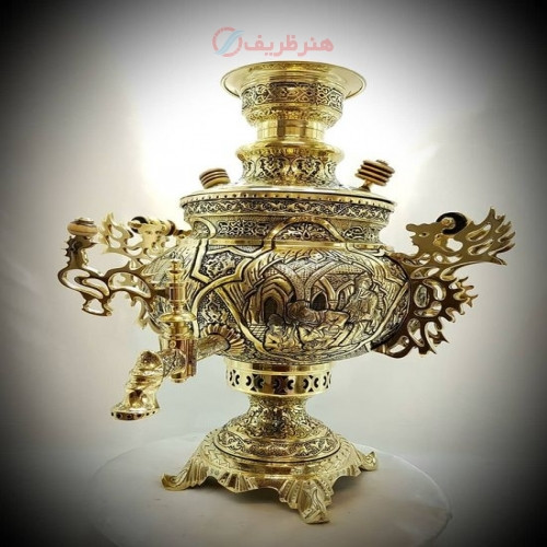 خرید آنلاین، سماور بی نظیر 8 لیتری زغالی برنجی با قلم زنی زیبای نقش بزم، پرکار در مدل عدسی دسته ملکه، زیر قیمت بازار | چترزندگی