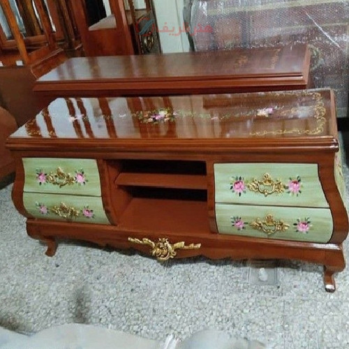 خرید، قیمت و مشخصاتمیز تلویزیون معرق کاری شده و طرح دار، جنس بدنه مازول و رنگ بندی متنوع و رنگ چندلایه پولیشی، زیر قیمت بازار | چترزندگی