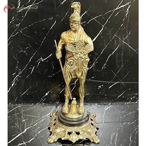 خرید، قیمت و مشخصات مجسمه سرباز رومی لوکس و جذاب ساخته شده از برنز و صفحه سنگی مرمر ارزان قیمت - چترزندگی