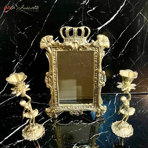 آینه و شمعدان برنزی کد 13 طرح تاج پادشاهی طلایی رنگ