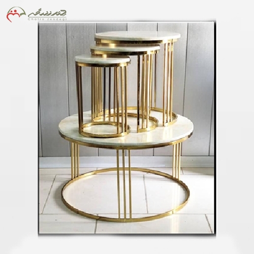 جلو مبلی ( میز عسلی ) برنزی رنگ ثابت و رویه سنگ سفید کیفیت و طراحی بی نظیر