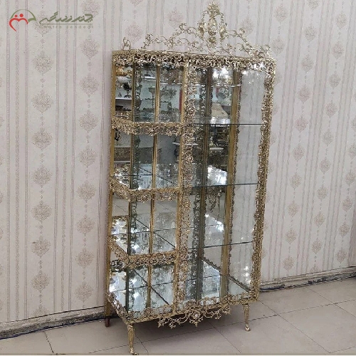 بوفه برنزی باکس دار طرح گل سرخ برجسته طراحی شیک و مدرن با رنگ آبکاری شده ی فورتیک - چترزندگی