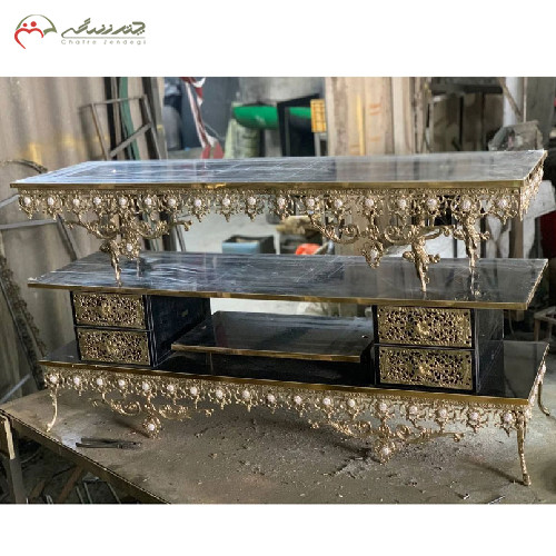 میز تلویزیون برنزی اصل با رویه ام دی اف مشکی _ چترزندگی