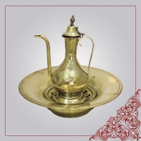 خرید، قیمت و مشخصات آفتابه لگن برنجی در دو سایز کوچک و بزرگ رنگ ثابت و بدنه کارشده با دوام و دارای ضمانت - چترزندگی