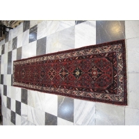 خرید، قیمت و مشخصات فرش دستبافت همدان طرح و نقشه شیک و استفاده به صورت کناره و راهرویی کد 39027 - چترزندگی