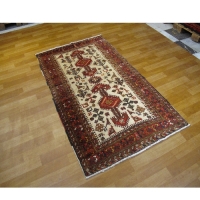 خرید، قیمت و مشخصات فرش دستبافت نصر آباد طرح ترنج بافته شده با الیاف طبیعی و درجه یک با ضمانت کد 39318 - چترزندگی