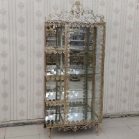 خرید، قیمت و مشخصات آینه شمعدان برنزی باکس دار طراحی سه طبقه مدل گل رز و رنگ بدنه آبکاری شده - چترزندگی