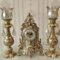 خرید، قیمت و مشخصات ساعت و شمعدان برنزی طرح رسپینا با رنگ طلایی فورتیک و سر شاخه های کریستالی کد 420 - چترزندگی
