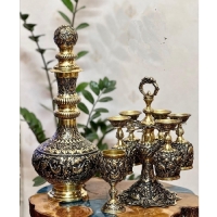 خرید، قیمت و مشخصات ست تنگ و جام اعلا با طراحی خاص و اعیانی، قلم زنی شده از جنس برنج و قابل شستشو دارای ضمانت - چترزندگی