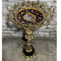 خرید، قیمت و مشخصات کنار سالنی برنزی طرح زنبوری با پایه ی سنگی با دوام و ستون ها بدون لقی، فروش به قیمت تولیدی - چترزندگی