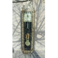 خرید، قیمت و مشخصات ساعت ایستاده برنزی نیم گرد با حاشیه گل، پس زمینه مشکی مدل جدید، ارزان و با کیفیت _ چترزندگی