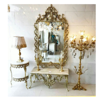 خرید، قیمت و مشخصات آینه کنسول برنزی با حاشیه گل طرح تاج دار در مدل های شیک، ارزان و با کیفیت _ چترزندگی