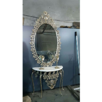 خرید، قیمت و مشخصات ست آینه کنسول بیضی و شمعدان فرشته برنزی طرح گل آفتابگردان، ارزان و با کیفیت _ چتر زندگی