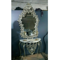 خرید، قیمت و مشخصات ست آینه کنسول و شمعدان تاج دار برنزی طرح گل، ارزان و با کیفیت _ چتر زندگی