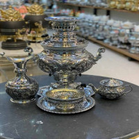 خرید آنلاین، سرویس کامل سماور8 لیتری زغالی و گازی برنجی، کیفیت بالا همراه با قلم زنی فوق العاده، زیر قیمت بازار | چترزندگی