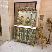 خرید، قیمت ومشخصات آینه و کنسول بوفه دار با شمعدان و ساعت کار بسیار خاص و کیفیتی مدل گل ترمه، زیر قیمت بازار _ هنرظریف