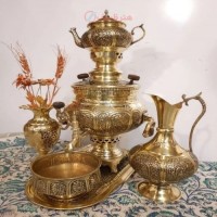 خرید آنلاین،سرویس سماور 6 لیتری برنجی زغالی با قلمزنی ترکیبی گل و مرغ و اسلیمی، نقوش بزرگ و زیبا، با قیمتی مناسب | چترزندگی