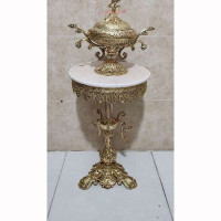 خرید آنلاین، میز تلفن با ستون شاخک پروانه ای، جنس آلیاژ آلومینیوم با آبکاری برنج، قیمت مناسب | چترزندگی